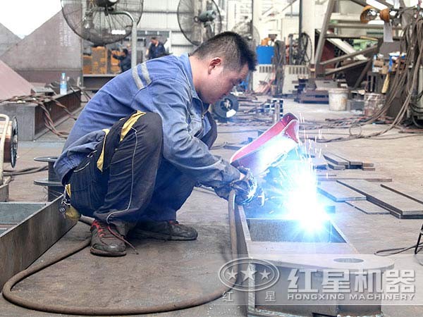 Производственная ситуация по пескоструйной машине Hongxinghe