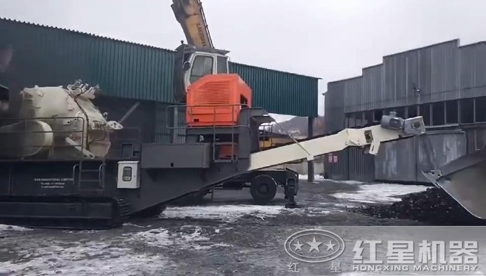 Передвижная дробилка для угольных шахт гусеничного типа